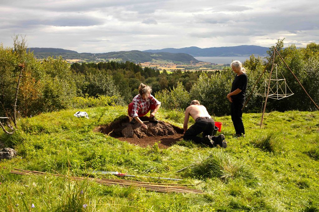 Uke33 - Oppover Bjørg Nyjordet, Magnar Gilberg, 